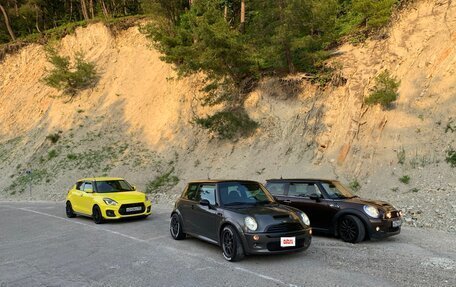 MINI Hatch, 2006 год, 1 180 000 рублей, 17 фотография