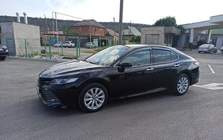 Toyota Camry, 2019 год, 2 290 000 рублей, 9 фотография