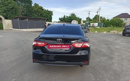 Toyota Camry, 2019 год, 2 290 000 рублей, 6 фотография