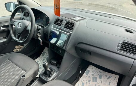 Volkswagen Polo VI (EU Market), 2017 год, 809 000 рублей, 13 фотография