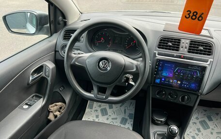 Volkswagen Polo VI (EU Market), 2017 год, 809 000 рублей, 14 фотография