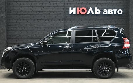 Toyota Land Cruiser Prado 150 рестайлинг 2, 2017 год, 4 350 000 рублей, 8 фотография