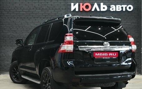 Toyota Land Cruiser Prado 150 рестайлинг 2, 2017 год, 4 350 000 рублей, 4 фотография