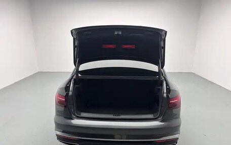 Audi A4, 2023 год, 2 380 000 рублей, 9 фотография