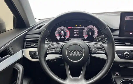 Audi A4, 2023 год, 2 380 000 рублей, 13 фотография
