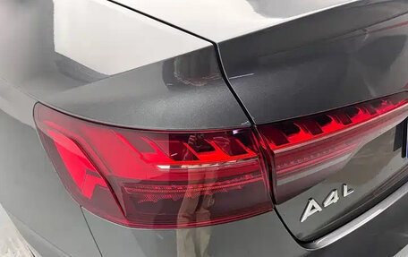 Audi A4, 2023 год, 2 380 000 рублей, 11 фотография