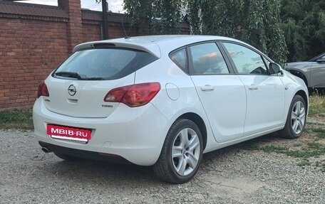 Opel Astra J, 2012 год, 980 000 рублей, 4 фотография