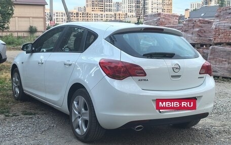 Opel Astra J, 2012 год, 980 000 рублей, 6 фотография