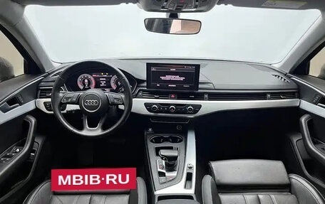 Audi A4, 2023 год, 2 380 000 рублей, 12 фотография