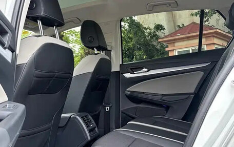 Volkswagen Golf VIII, 2021 год, 1 900 000 рублей, 8 фотография