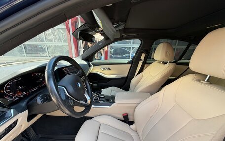 BMW 3 серия, 2020 год, 3 850 000 рублей, 10 фотография
