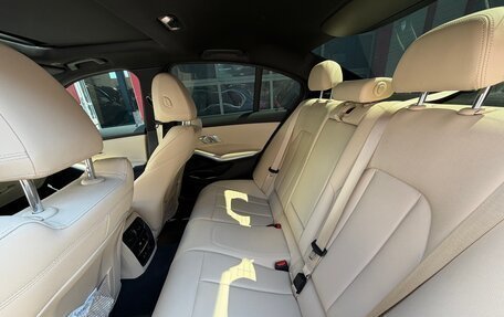 BMW 3 серия, 2020 год, 3 850 000 рублей, 15 фотография