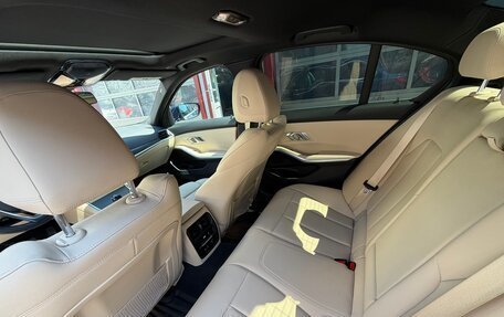 BMW 3 серия, 2020 год, 3 850 000 рублей, 16 фотография