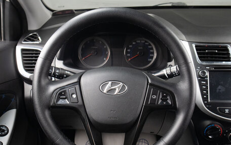 Hyundai Solaris II рестайлинг, 2016 год, 749 000 рублей, 10 фотография