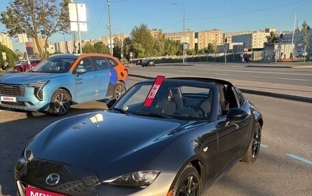 Mazda MX-5, 2018 год, 2 800 000 рублей, 2 фотография