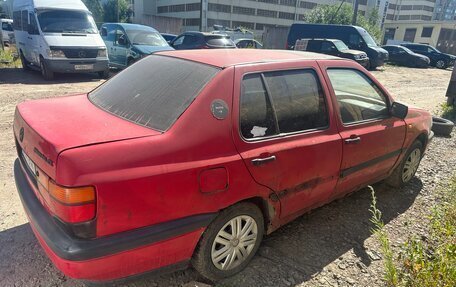 Volkswagen Vento, 1993 год, 65 000 рублей, 3 фотография