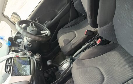 Honda Fit III, 2011 год, 770 000 рублей, 6 фотография