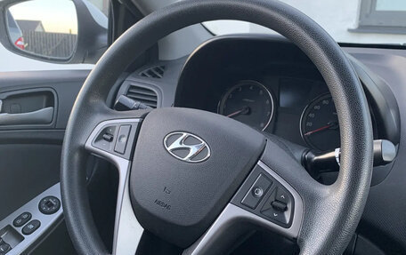 Hyundai Solaris II рестайлинг, 2016 год, 1 250 000 рублей, 8 фотография