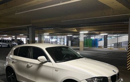 BMW 1 серия, 2011 год, 950 000 рублей, 3 фотография