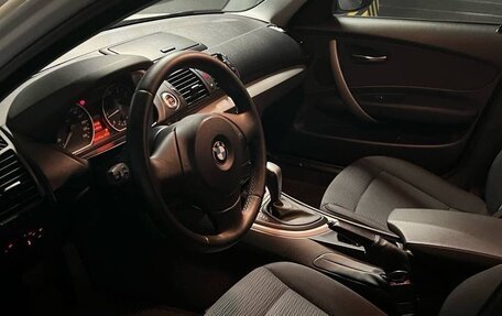 BMW 1 серия, 2011 год, 950 000 рублей, 10 фотография