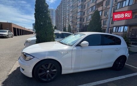 BMW 1 серия, 2011 год, 950 000 рублей, 8 фотография