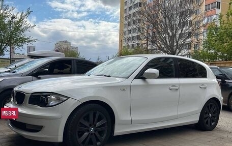 BMW 1 серия, 2011 год, 950 000 рублей, 12 фотография