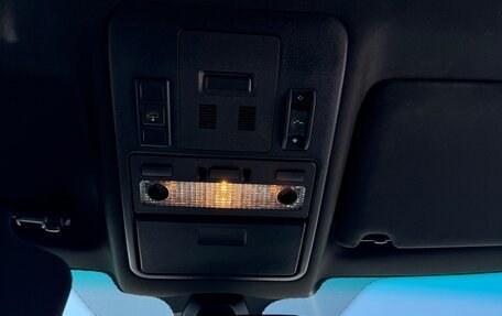 Land Rover Range Rover III, 2011 год, 2 400 000 рублей, 11 фотография