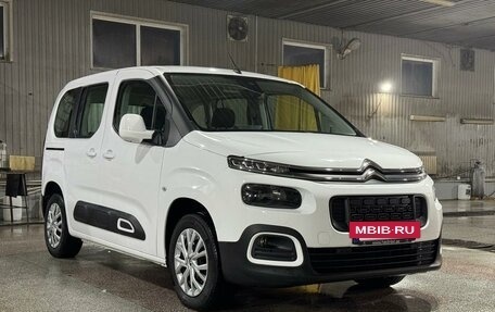 Citroen Berlingo III, 2020 год, 1 980 000 рублей, 2 фотография