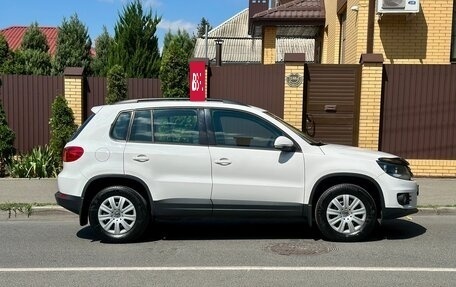 Volkswagen Tiguan I, 2011 год, 950 000 рублей, 2 фотография