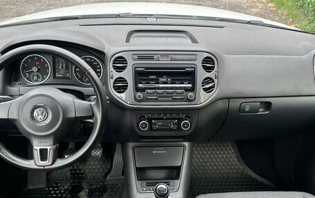 Volkswagen Tiguan I, 2011 год, 950 000 рублей, 10 фотография