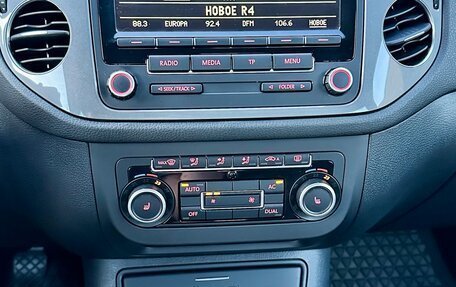 Volkswagen Tiguan I, 2011 год, 950 000 рублей, 16 фотография