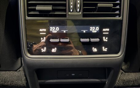 Porsche Cayenne III, 2024 год, 14 200 000 рублей, 13 фотография