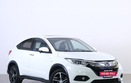 Honda Vezel, 2021 год, 1 899 000 рублей, 1 фотография