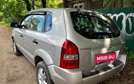 Hyundai Tucson III, 2008 год, 850 000 рублей, 3 фотография