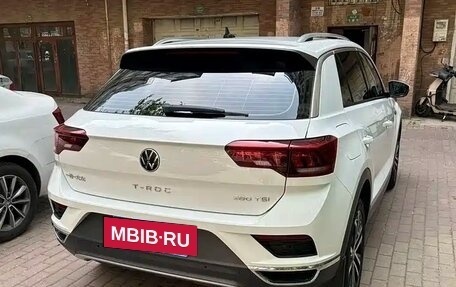 Volkswagen T-Roc I, 2022 год, 1 770 000 рублей, 4 фотография