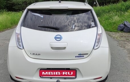 Nissan Leaf I, 2013 год, 1 100 000 рублей, 2 фотография