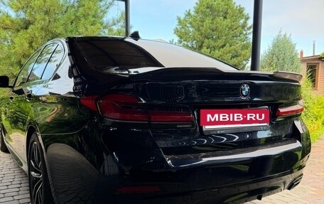 BMW 5 серия, 2021 год, 4 900 000 рублей, 3 фотография