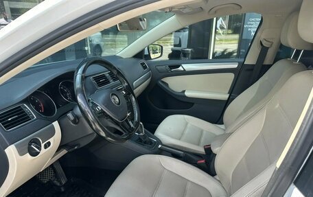 Volkswagen Jetta VI, 2017 год, 999 000 рублей, 10 фотография
