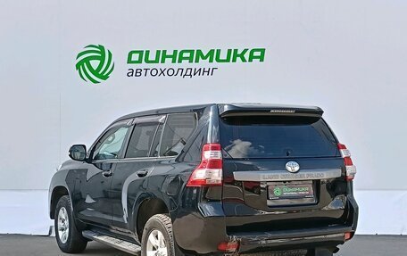 Toyota Land Cruiser Prado 150 рестайлинг 2, 2015 год, 2 800 000 рублей, 7 фотография