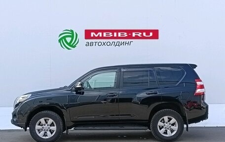 Toyota Land Cruiser Prado 150 рестайлинг 2, 2015 год, 2 800 000 рублей, 8 фотография