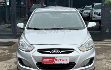 Hyundai Solaris II рестайлинг, 2013 год, 750 000 рублей, 4 фотография