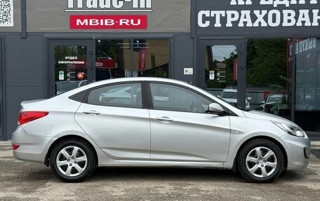 Hyundai Solaris II рестайлинг, 2013 год, 750 000 рублей, 13 фотография