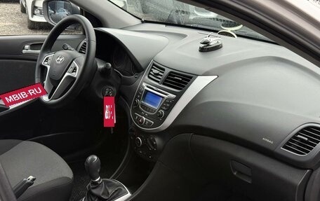 Hyundai Solaris II рестайлинг, 2013 год, 750 000 рублей, 25 фотография