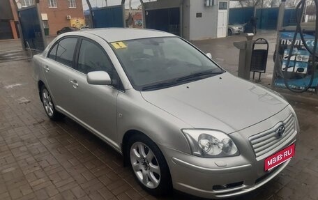 Toyota Avensis III рестайлинг, 2004 год, 665 000 рублей, 1 фотография