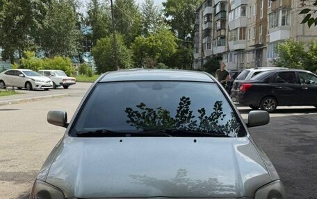 Toyota Avensis III рестайлинг, 2005 год, 650 000 рублей, 1 фотография