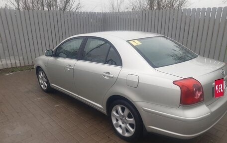 Toyota Avensis III рестайлинг, 2004 год, 665 000 рублей, 16 фотография