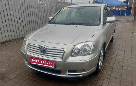 Toyota Avensis III рестайлинг, 2004 год, 665 000 рублей, 17 фотография