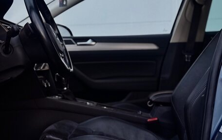 Volkswagen Passat B8 рестайлинг, 2018 год, 1 850 000 рублей, 4 фотография
