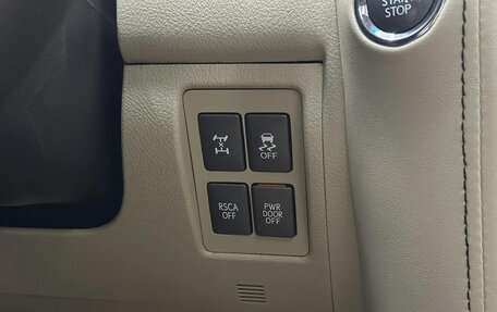Lexus LX III, 2011 год, 3 600 000 рублей, 15 фотография