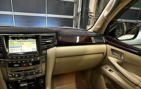 Lexus LX III, 2011 год, 3 600 000 рублей, 22 фотография